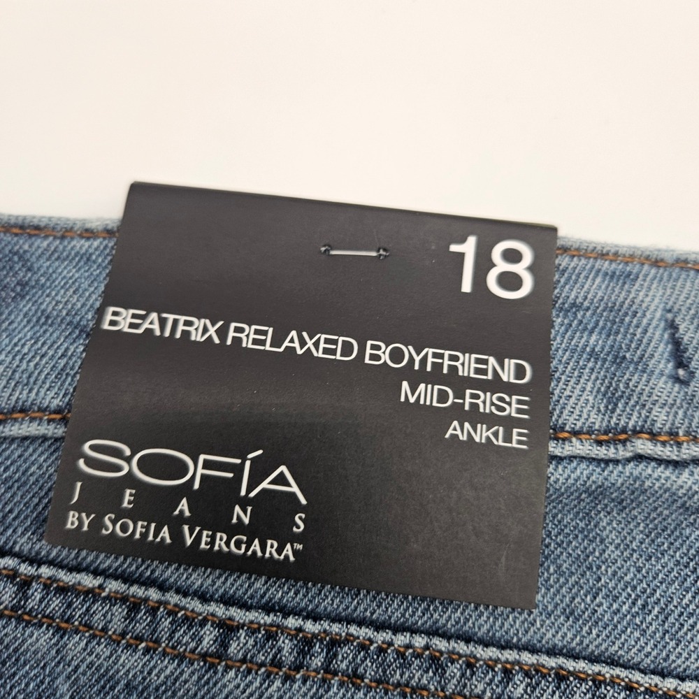 Sofia‎ Jeans Beatrix Relaxed Boyfriend Mid Rise Distressed Ankle Denim Blue 18 - Picture 5 of 10